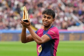 篮球篮网球队内部训练赛完成（篮网队队内对抗赛落幕）