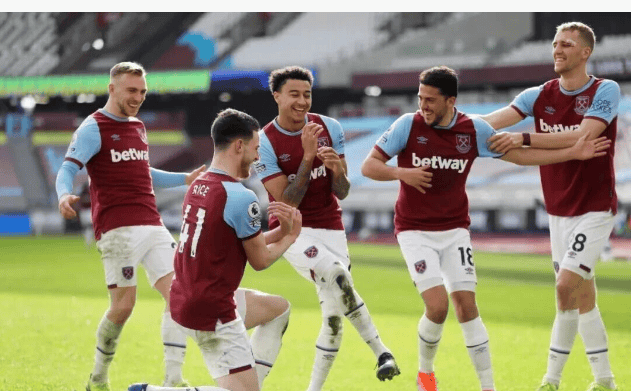 世界杯小组赛国际足联就强行把姆巴佩哈兰德凑一块（世界杯小组抽签，国际足联硬把姆巴佩和哈兰德分到一组）