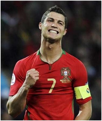 恩里克：拜仁连赢15场令人惊叹，但在王子公园我们有信心应对（恩里克：拜仁15连胜令人称道，我们在王子公园自信迎战）