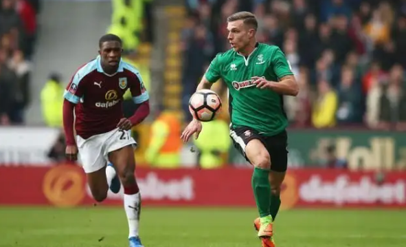 韩K大结局：全北夺第10冠；大邱降级；叙利亚前锋萨巴格获金靴（韩职联收官：全北加冕十冠王，大邱遭降级，叙利亚前锋萨巴格荣膺金靴）