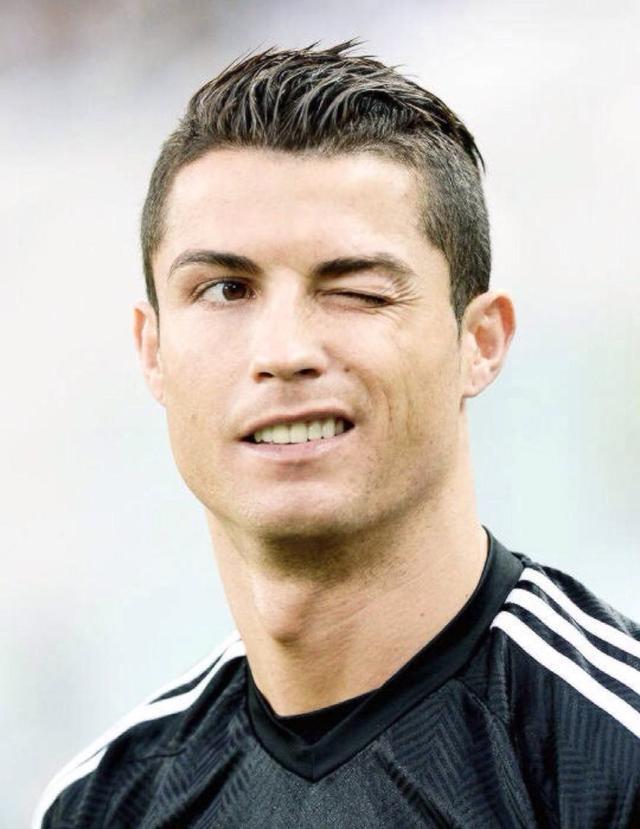 穆帅：我曾为麦克托米奈让博格巴坐板凳，曼联放走他是个大错（穆里尼奥：曾为麦克托米奈让博格巴打替补，曼联放走他是重大失策）