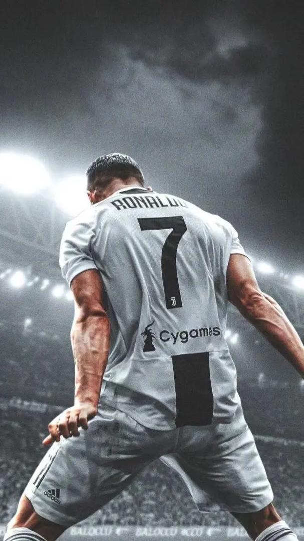 掘金核心连续两场三双（掘金领袖两战连拿三双）