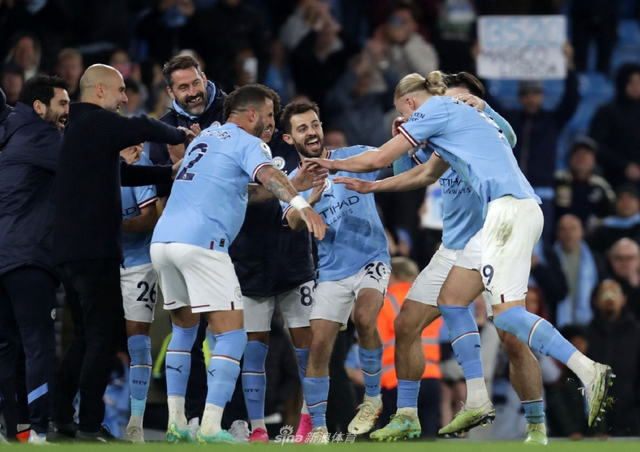 克罗斯：我从小就是不莱梅球迷；很高兴再次和马塞洛一起踢球（克罗斯：自幼支持不莱梅，很高兴再次与马塞洛并肩作战）